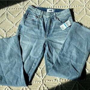 NWT PAIGE Courtney Women's Light Blue Straight Leg Jeans